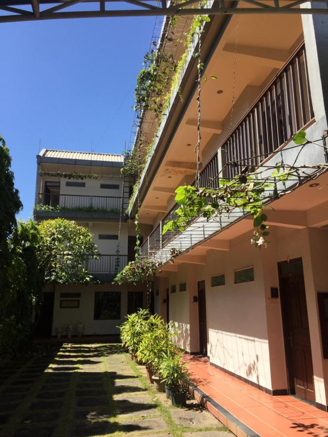 Pakerisan East Mansion Hotel Denpasar Kültér fotó